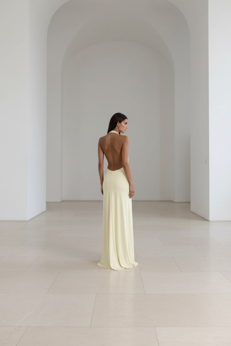 The Amoret — 360° Back View, Museum Room